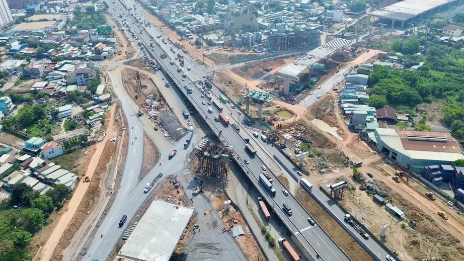 Tuyến vành đai 3 đang được gấp rút xây dựng