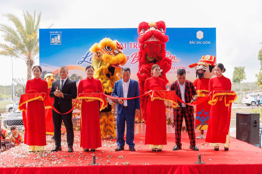 Lễ khai trương Làng Nướng Bắc Sài Gòn, mở đầu chuỗi hoạt động kéo dài đến ngày 10/10/2026.